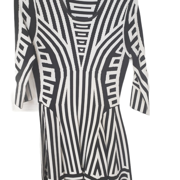 Dillard's Dresses Dillards White And Black Stripped Dress Medium